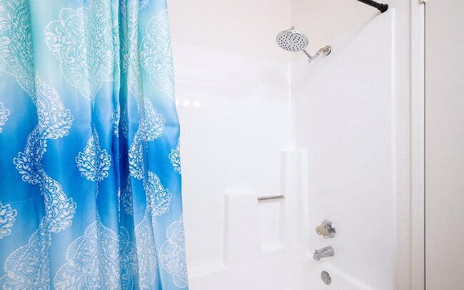 Building Photo - 1 Bed / 1 Bath Apartment for Rent in San Ysidro – $1,799/mo