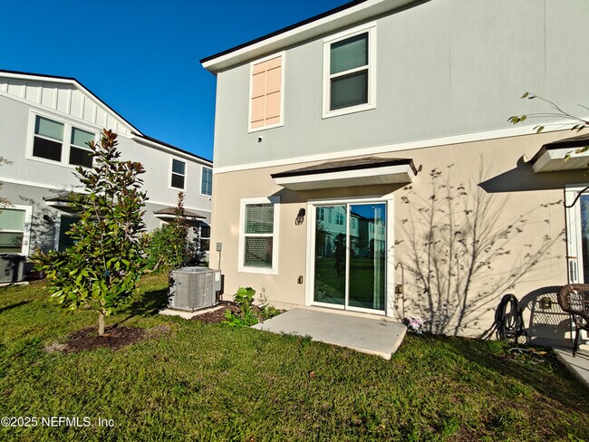 Building Photo - 114 Summer Moon Dr