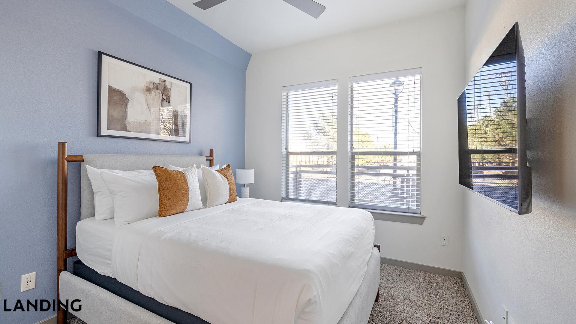 Building Photo - 101 S Center St