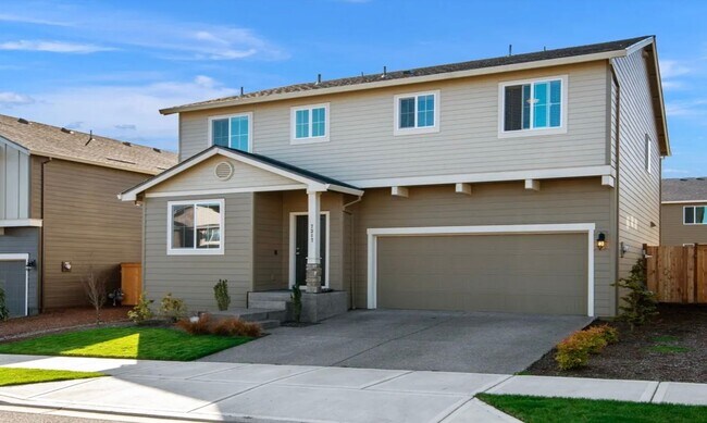 Building Photo - 5-Bedroom Residence in Camas — Community Pool | Landscaping Included