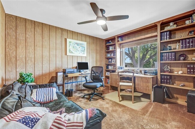 Building Photo - 10417 Laramie Ave