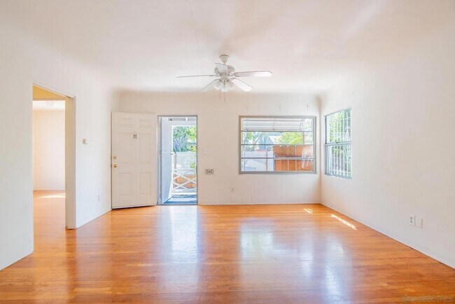 Building Photo - 4682 Altadena Ave.