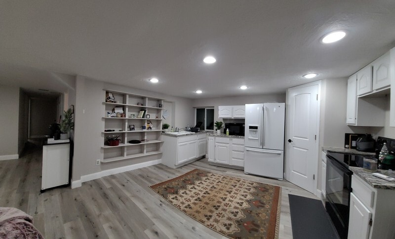 Building Photo - 1189 Escalante Dr