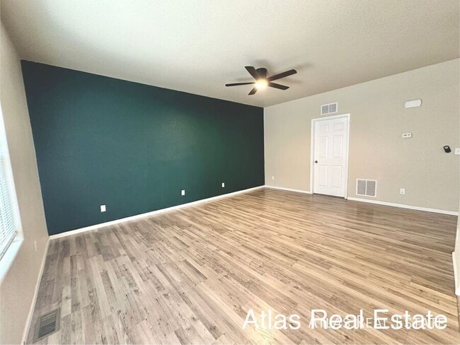 Building Photo - 8366 Hardwood Cir