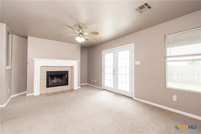 Building Photo - 4004 Bull Run Dr