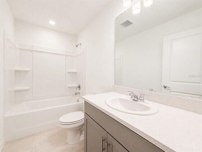 Building Photo - 15144 Cuzcorro Ct