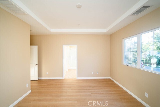 Building Photo - 55 Ivory Petal