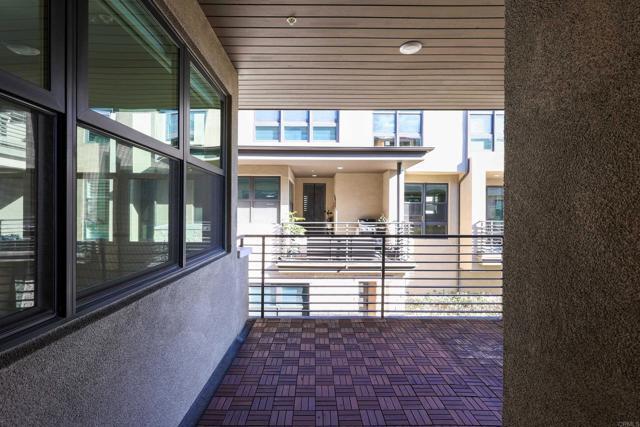 Building Photo - 2814 Via Alta Pl