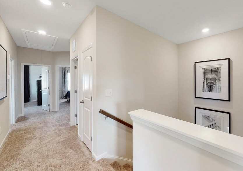 Walkway - 7718 Nelson Rd