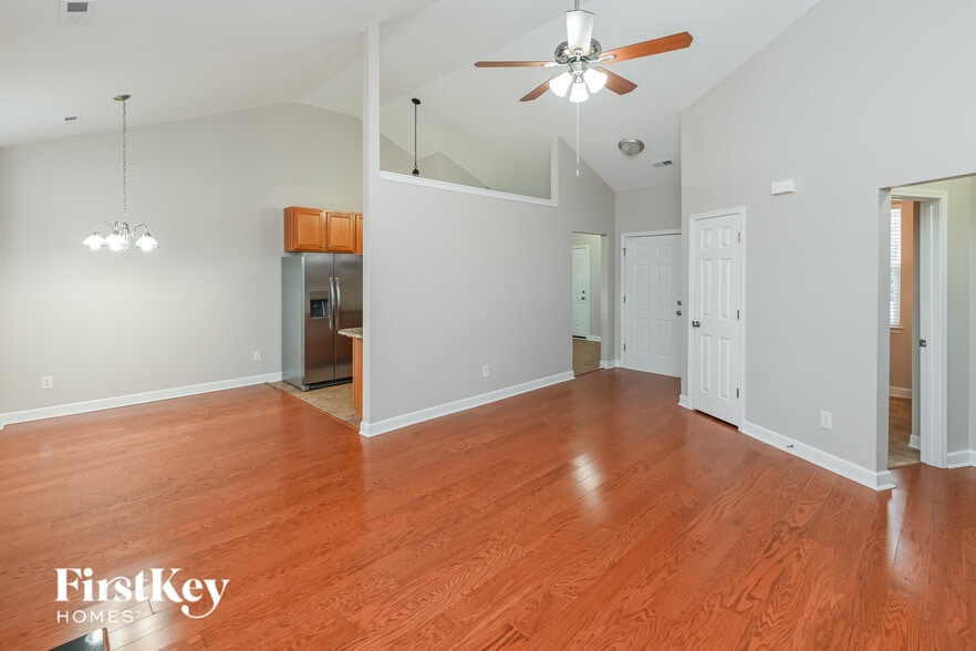 Building Photo - 4255 Kiser Woods Dr SW