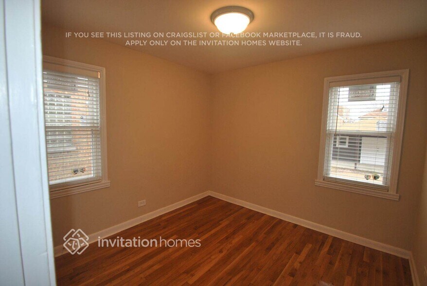 Building Photo - 6209 S Meade Ave