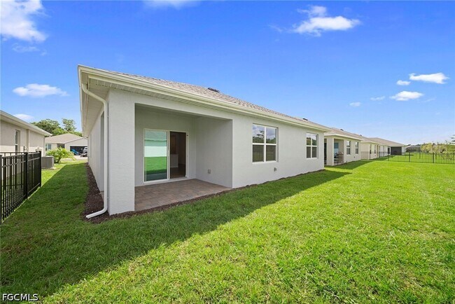 Building Photo - 4080 Peaceful River Ln