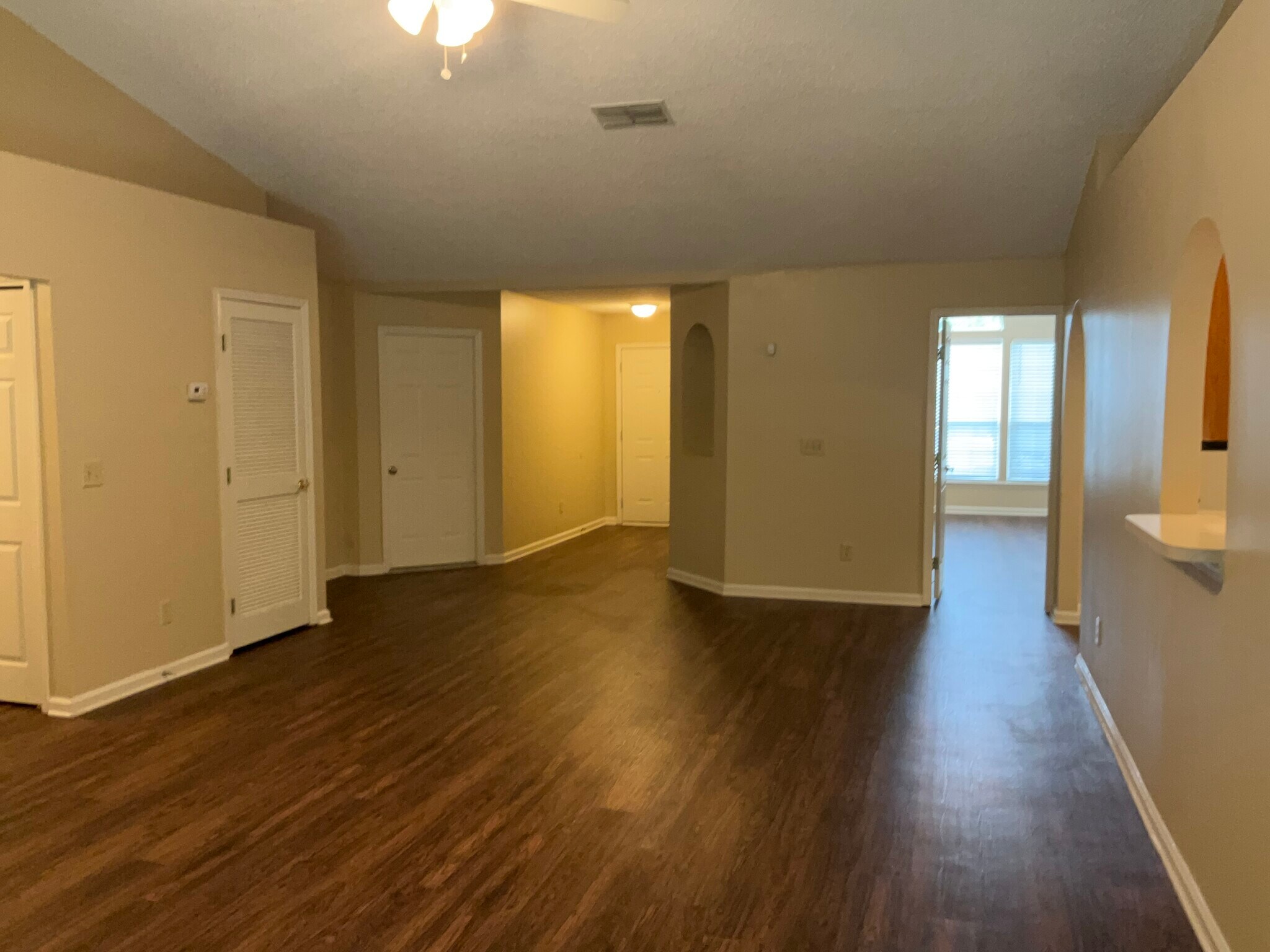 Building Photo - 7691 Enderby Ave E