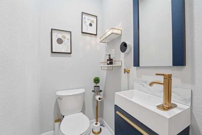 Building Photo - 14324 Prospect Park Ln