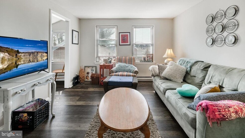 Great room - 448 E Baltimore Ave