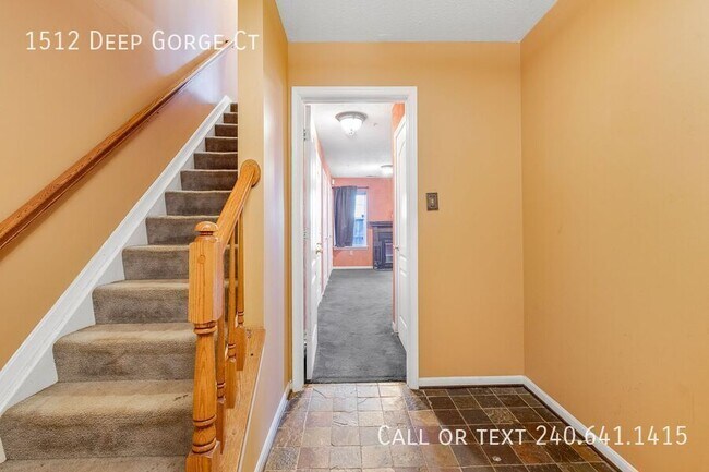 Building Photo - 1512 Deep Gorge Ct