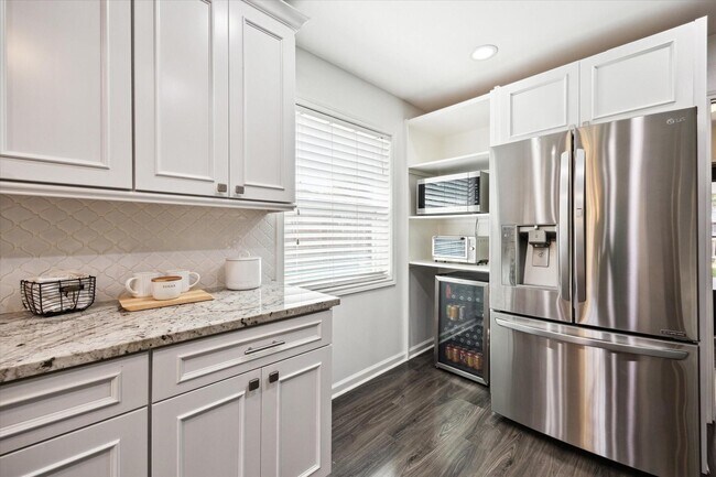 Building Photo - 7614 Braesview Ln