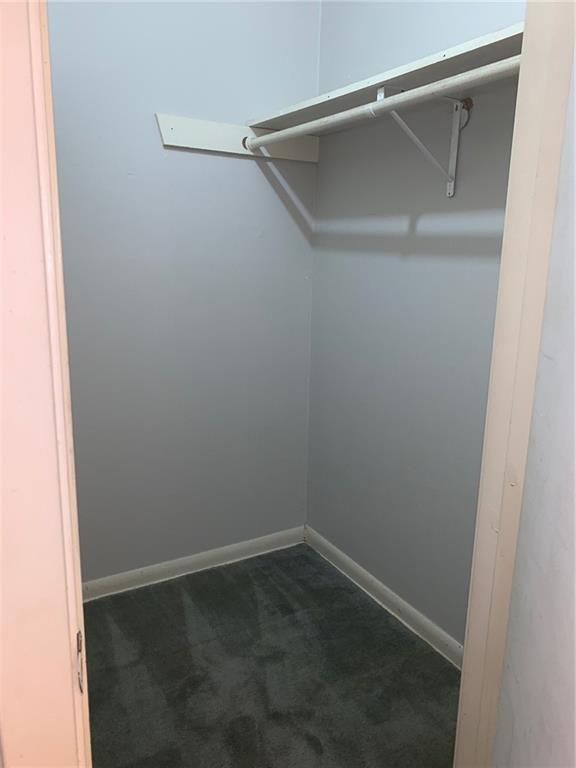 Building Photo - 303 W 40th St