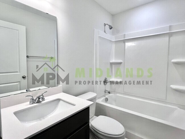 Building Photo - 3068 Harborview Dr