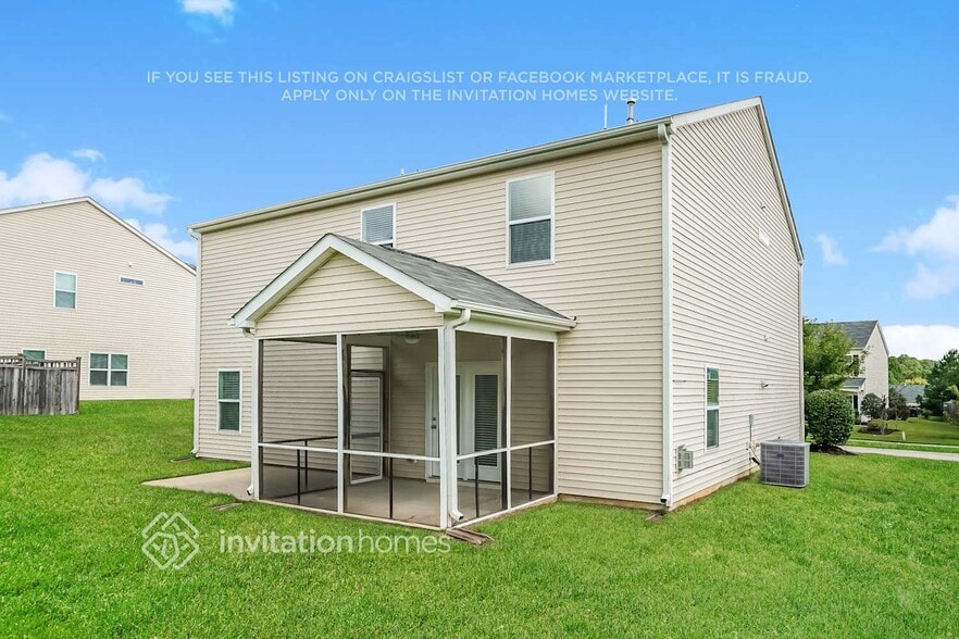 Building Photo - 1309 Hosmer Ct