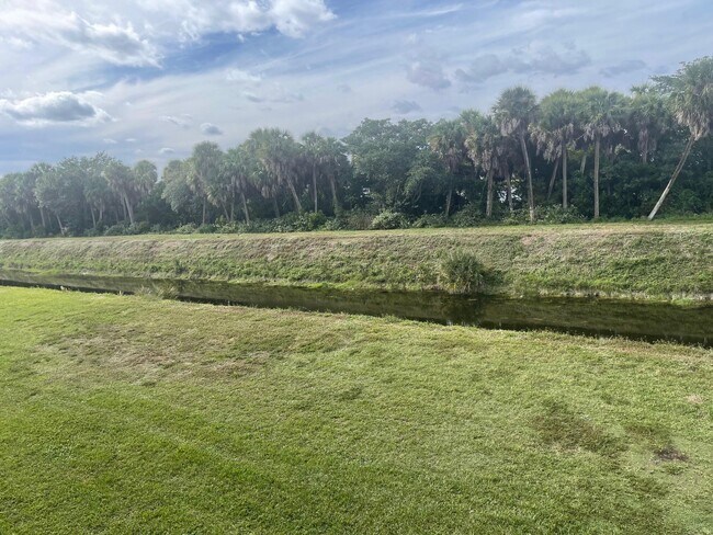 Building Photo - 1089 Benoist Farms Rd