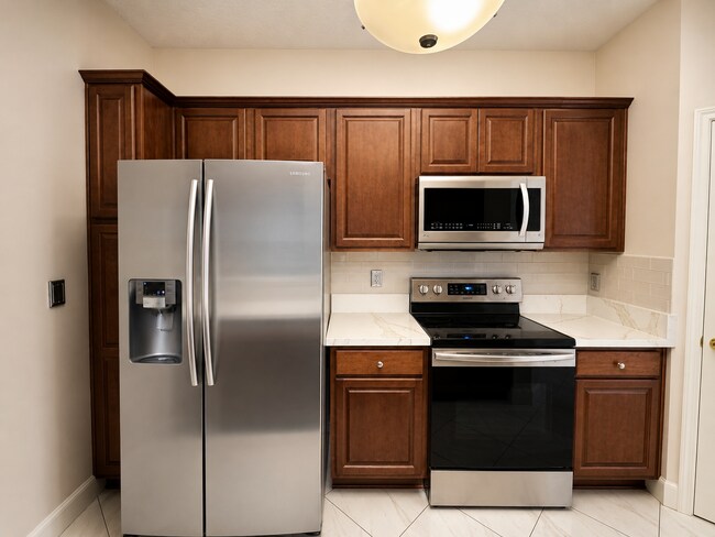 Building Photo - The Overlook - Baymeadows