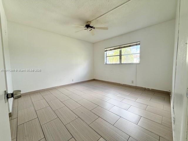 Building Photo - 4200 Crystal Lake Dr