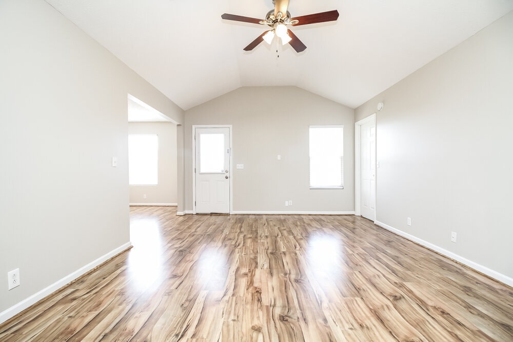 Building Photo - 2652 Apostle Ln