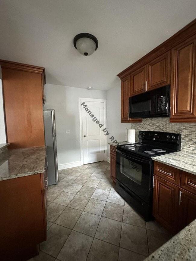 Building Photo - 1420 N Harlem Ave