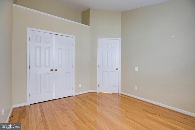Building Photo - 4609 Fair Valley Dr