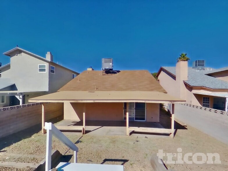 Building Photo - 528 Dutchman Ave