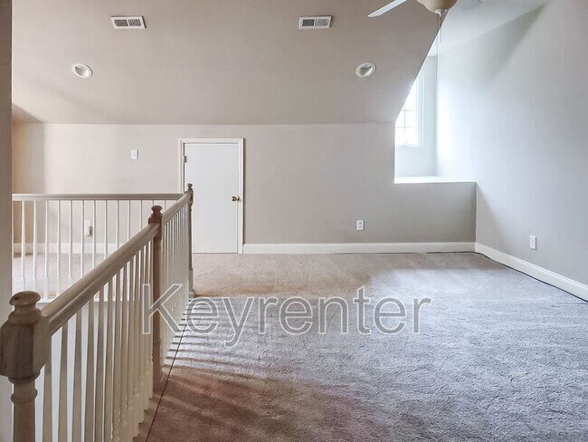 Building Photo - 8339 David Tippit Wy