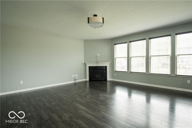 Building Photo - 15665 Eastpark Dr