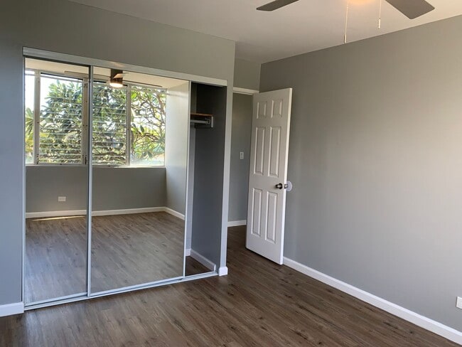 Building Photo - 2Bed/1.5Bth Remodeled fresh clean..like new move in ready now!