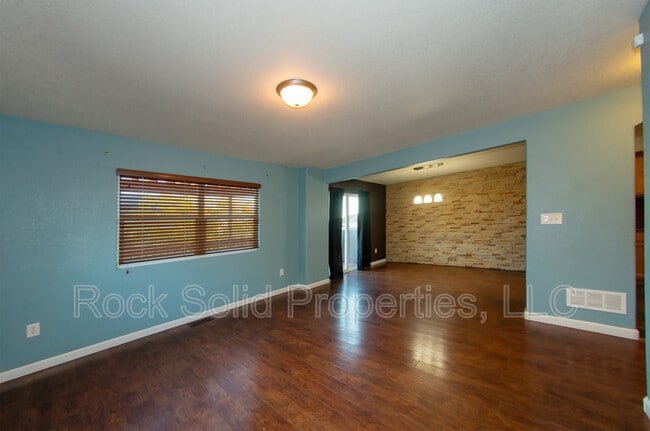 Building Photo - 6963 Countryside Ave