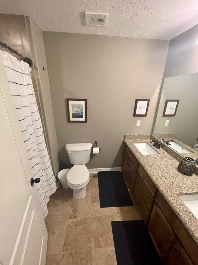 Building Photo - Home for Rent Papillion