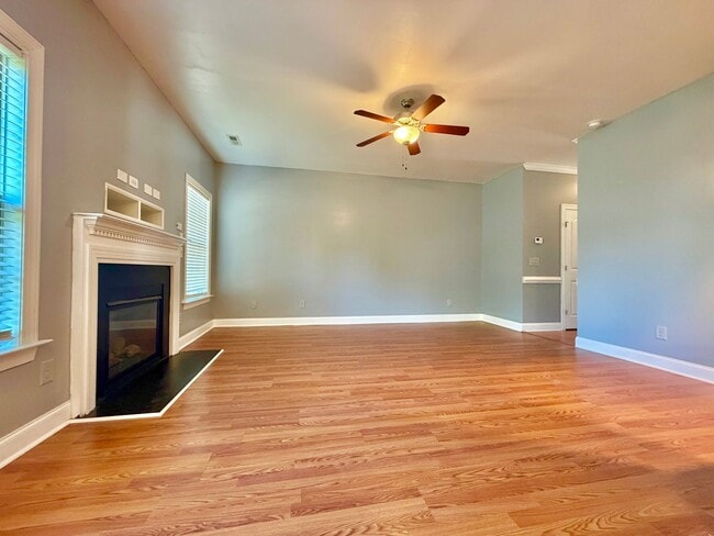 Building Photo - Spacious 3BR/2.5BA Home on Quiet Cul-de-Sac in Knightdale's Churchill Community