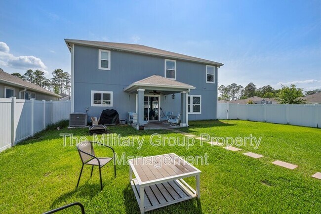 Building Photo - 2522 Lantana Ln