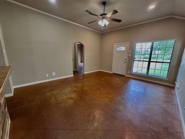 Building Photo - Charming 4/3 House Near Baylor!