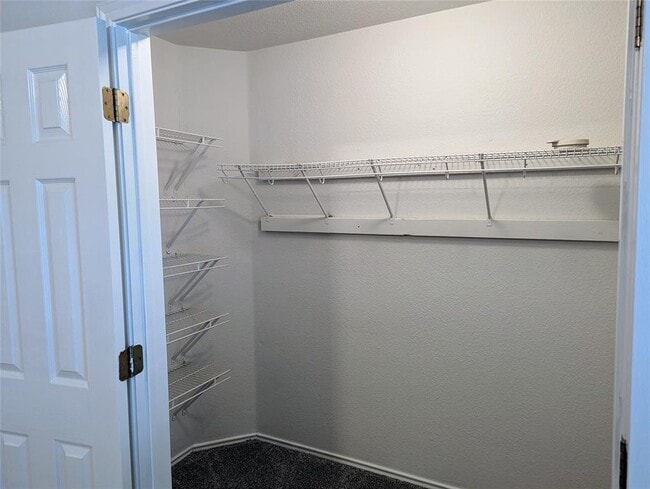 Building Photo - 1628 W Pflugerville Pkwy