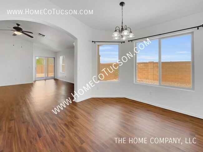 Building Photo - 7622 W August Moon Pl