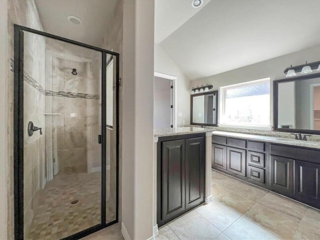 Building Photo - 3018 Diego Dr