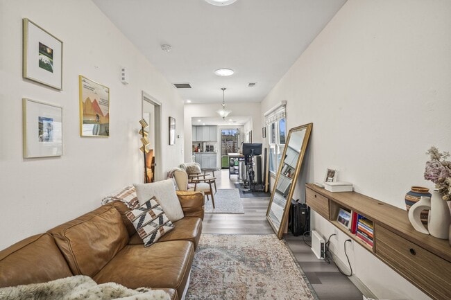 Building Photo - Cute Two Bedroom 1 Bathroom House in North RiNo