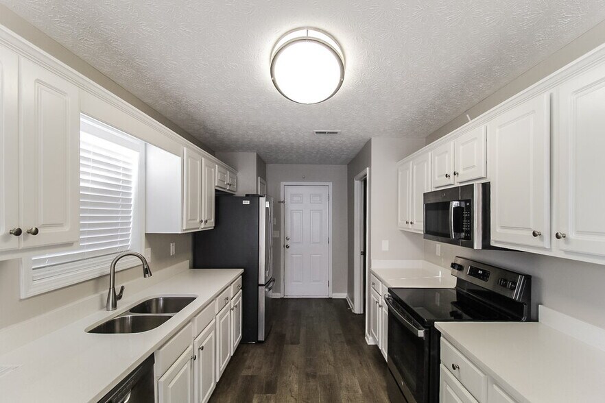 Building Photo - 125 Eastfield Ct