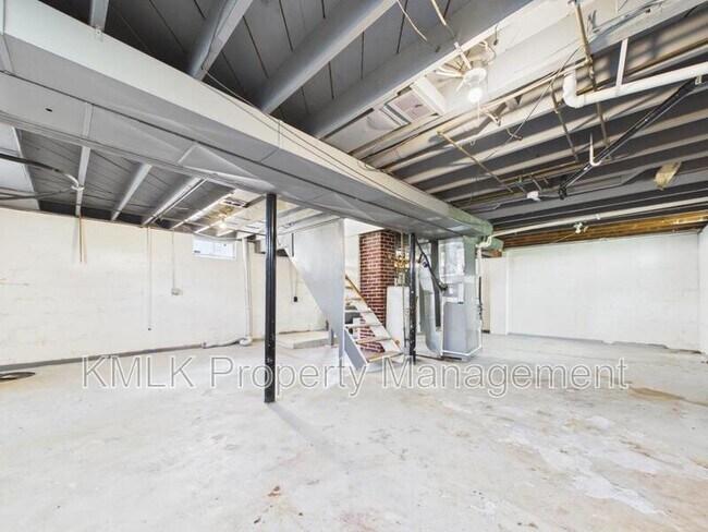 Building Photo - 1263 Atwood Ave