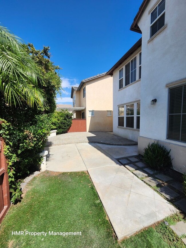 Building Photo - Gorgeous single family home in Chino