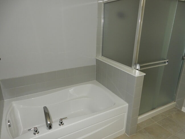 Building Photo - 2915 Church Rd