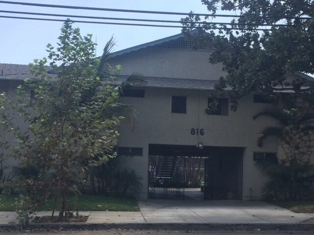 Primary Photo - 816 W Colorado Blvd