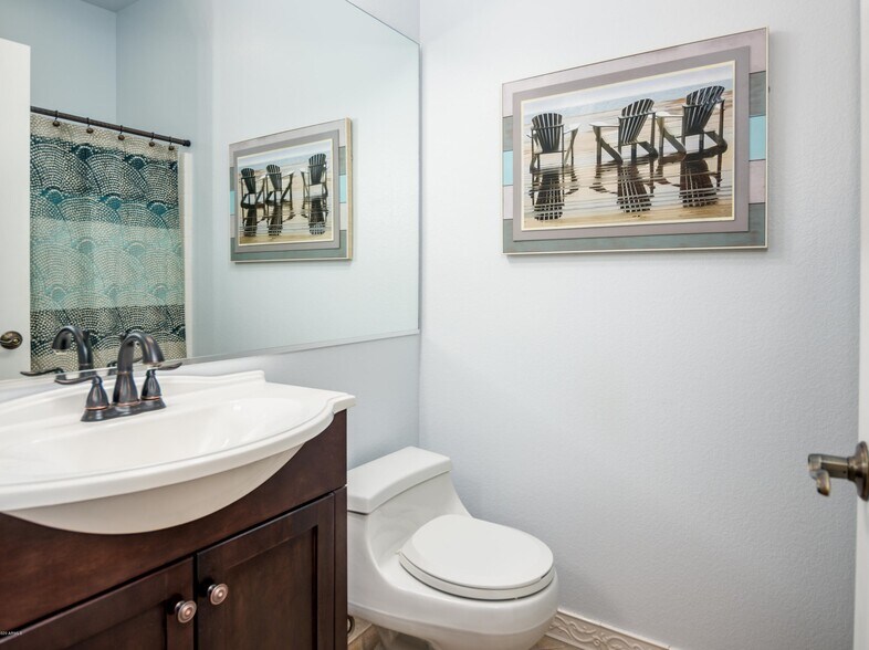 Hall Bath - 6875 W Harrison St