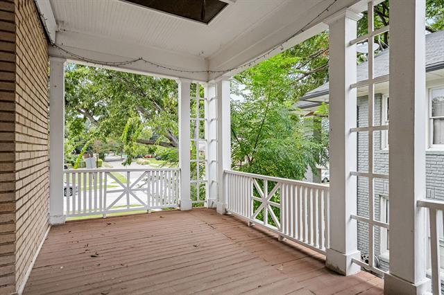 Building Photo - 5320 Junius St